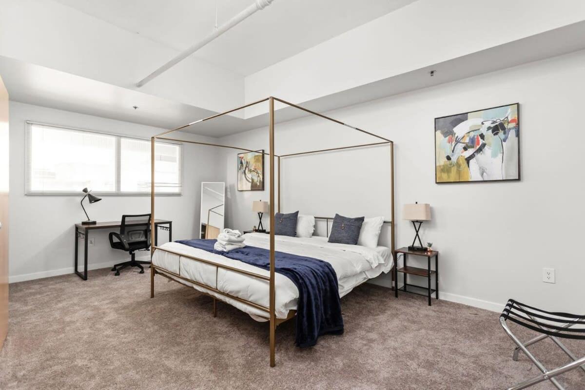 Modern Downtown Apartment 2Br 2Ba By Cozysuites Indianapolis Zewnętrze zdjęcie